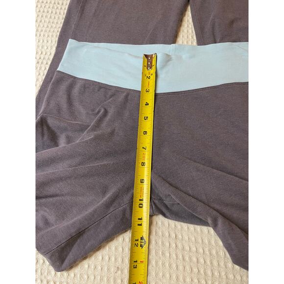 So Sporty Y2K Gray W/ Light Blue Hem Waistband Flare Leg Yoga Pants Leggings Lg - Picture 4 of 15